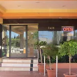 Starlight Inn Canoga Park